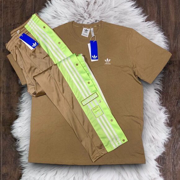 NWT 2 PC ADIDAS ORIGINAL TSHIRT TRACK PANTS MATCHING SET SIZE XL BUNDLE - Picture 1 of 6